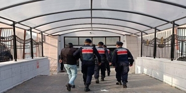 eskisehir jandarmasi aranan sahislara goz actirmiyor AgjqwQKV.jpg