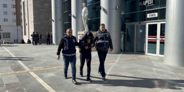 eskisehirde 430 bin lira dolandiran toki dolandiricisi enselendi EWqeryr2.jpg