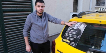 eskisehirde taksiciler oldurulen meslektaslarini unutmadi hONk2rNF.jpg