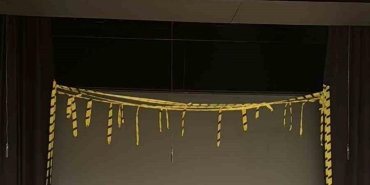 eskisehirde zevkle izlenen ayni zamanda dusunduren tiyatro oyunu gosterildi DaUcwilJ.jpg