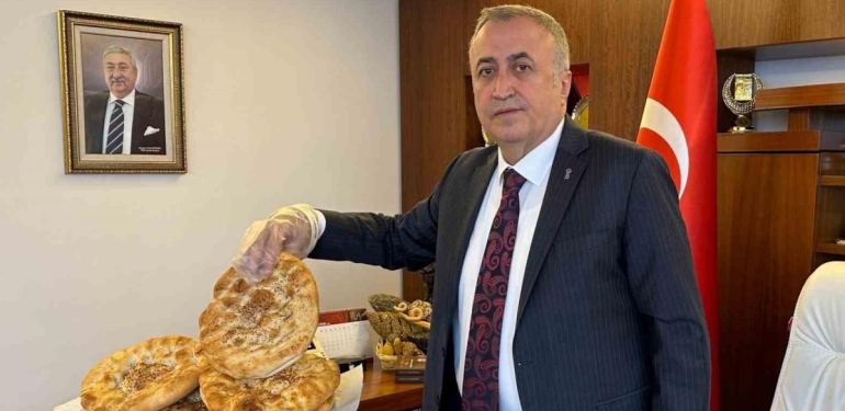 İstanbul, Ankara ve Antalya’da Ramazan Pidesi Fiyatı Belli Oldu