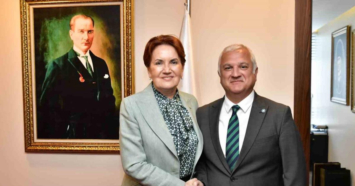 iyi partide sok istifa gundeme resmen bomba gibi dustu kqESTse2.jpg
