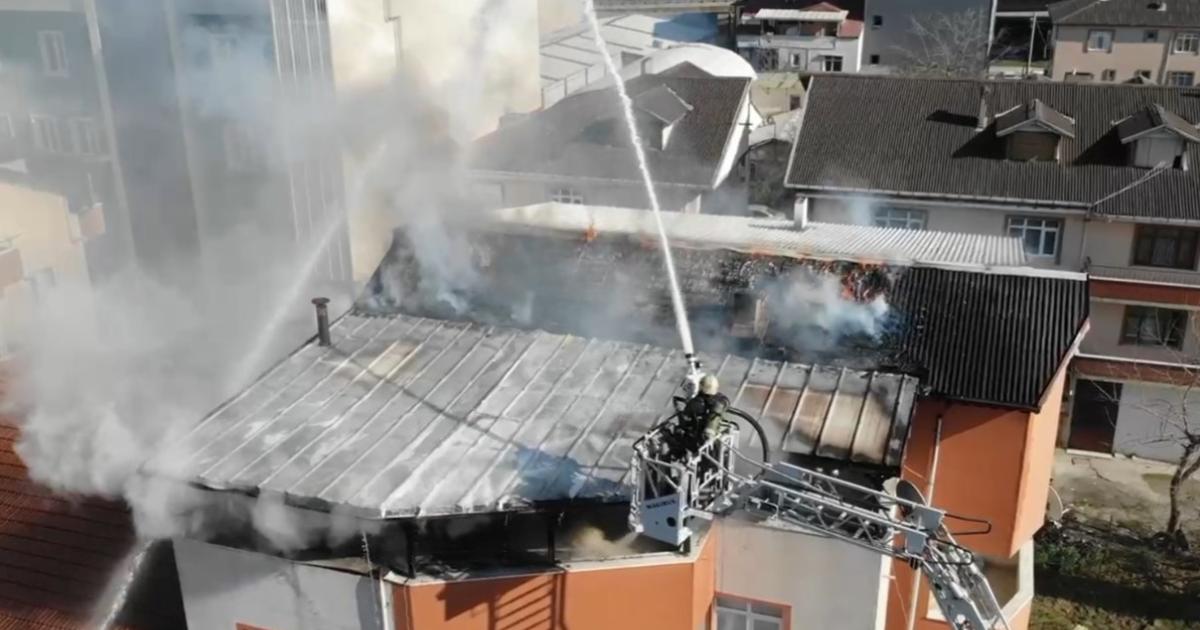 kocaeli izmitte mahalleli sokaga dokuldu rJ1tBUrA.jpg