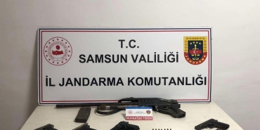 samsunda kacak gocek silah bulunduran kisi yakalandi BbT7KZpV.jpg