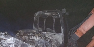 sinopta is makinesi alevlere teslim oldu 6OWydgvR.jpg