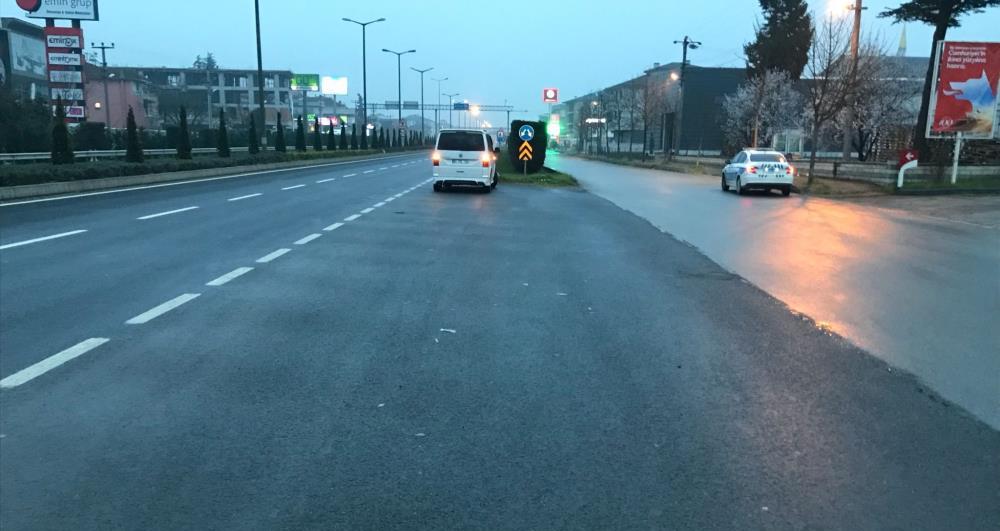 Bolu İstikametinde İlerleyen Kamyonet Yayaya Çarptı