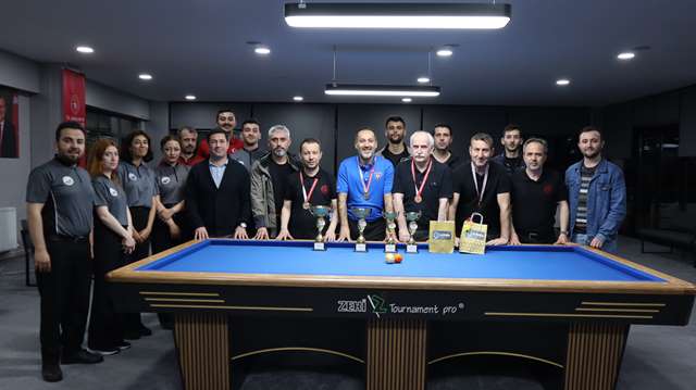 Bolu'da düzenlenen 3 Bant Bilardo Bölge Turnuvası sona erdi