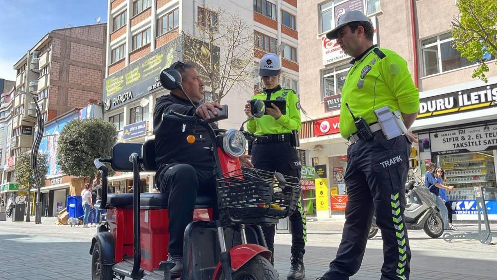 İzzet Baysal Trafik Denetimi