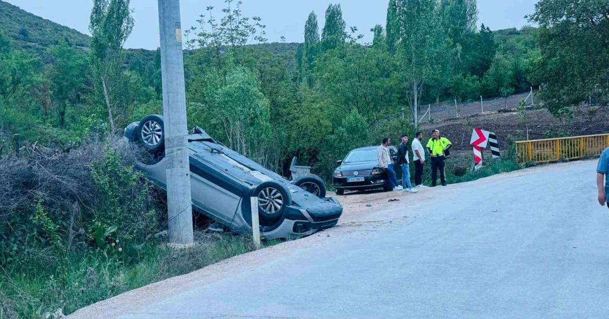 bilecikte kaza kontrolden cikinca takla atti Krnurksx.jpg