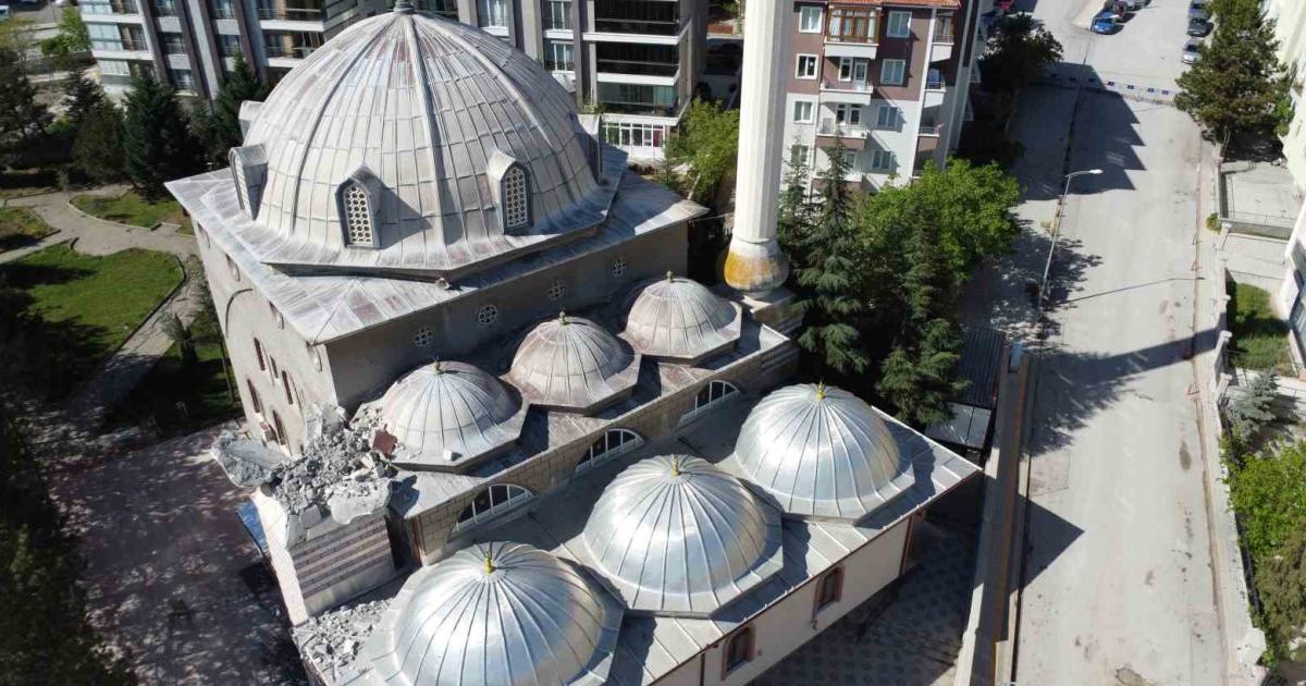 cankirida minaresi yikilan cami havadan goruntulendi QLH9jE9h.jpg