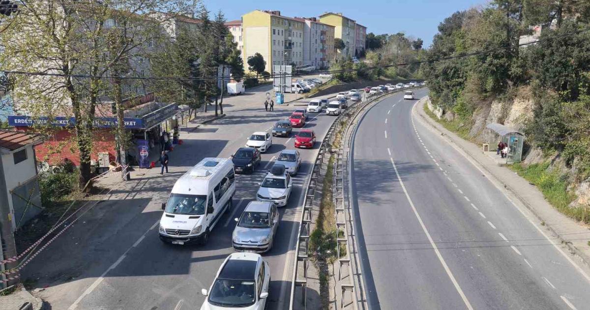 zonguldakda bayram donusu trafigi 2smsM5Y1.jpg