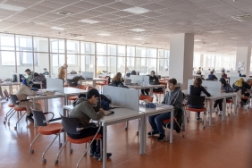 BAİBÜ Prof. Dr. Fuat Sezgin Kütüphanesi'nden geçen ay 52 bin kişi faydalandı