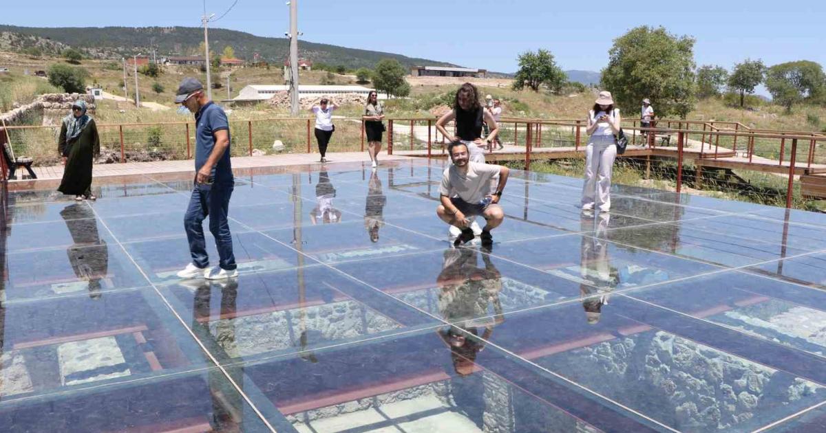 karabukte dunya unlu yer karadenizin zeugmasi oldu 9Emr1iA8.jpg