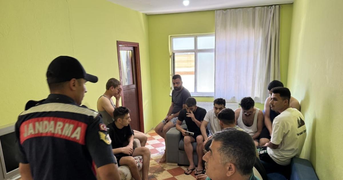 sakaryada 13 gocmen kacakcisi organizatoru tutuklandi rAlwzygg.jpg