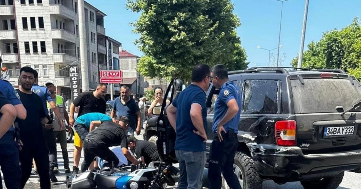 sakaryada motosiklet kazasi surucu agir yaralandi CPZ4jAuC.jpg