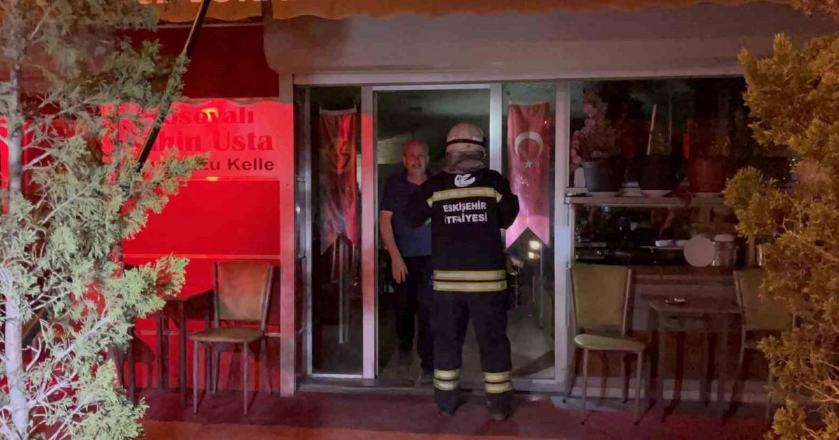 eskisehirde bir restoranda yangin hzruOBYM.jpg