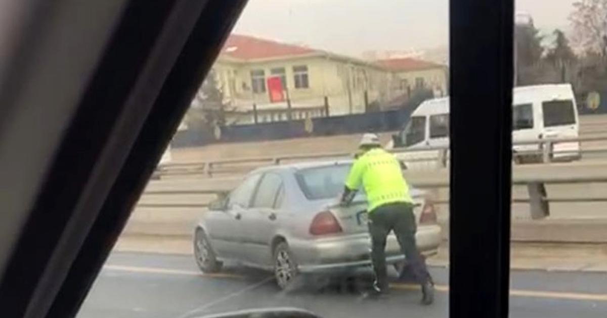 ankarada trafik polisinden ornek davranis sosyal medyada takdir topladi j3XHDRQl.jpg