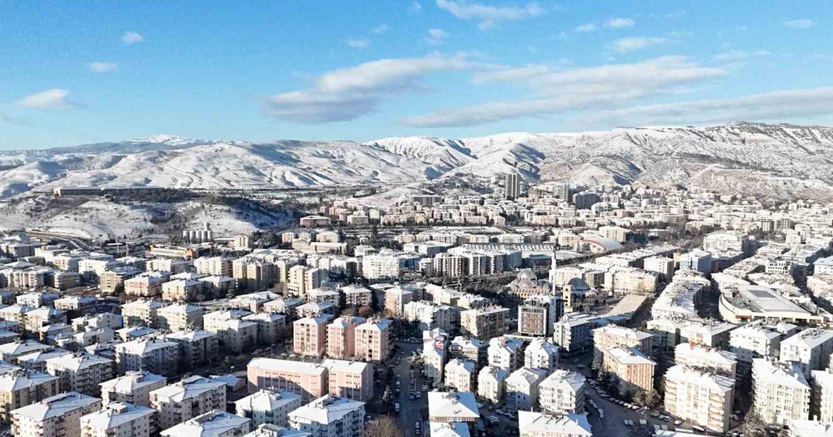 cankiri kar altinda kartpostal gibi gorundu AMDhjM9S.jpg