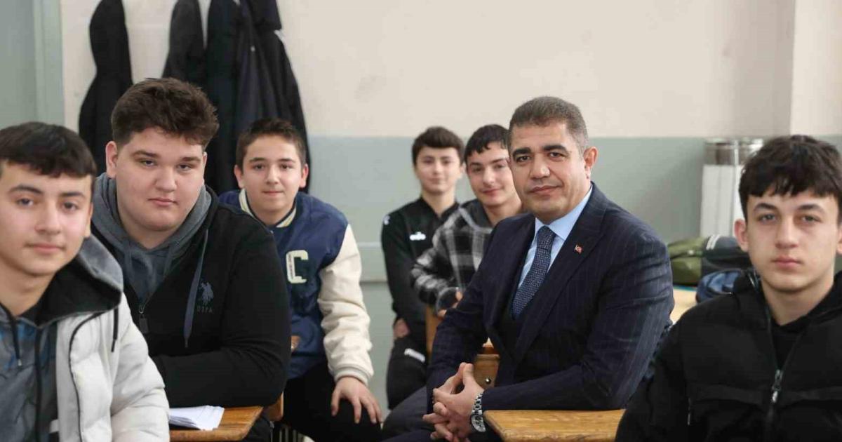 duzce valisi selcuk aslandan ogrencilere inovasyon tavsiyesi WndAJqld.jpg