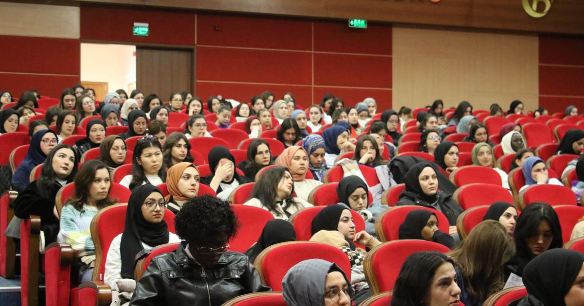 karabuk universitesi ebelik bolumu ogrencilerine oryantasyon egitimi verildi QVru9z95.jpg