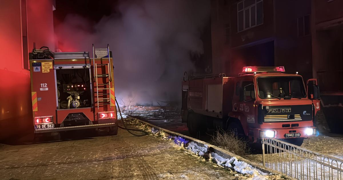 karabukte yangin kullanilamaz hale geldi eeFaAVBk.jpg