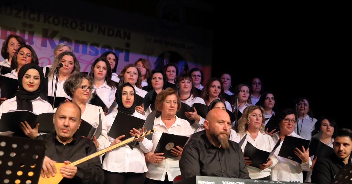 corumda kadinlar gunu konseri mRZTQ7u1.jpg