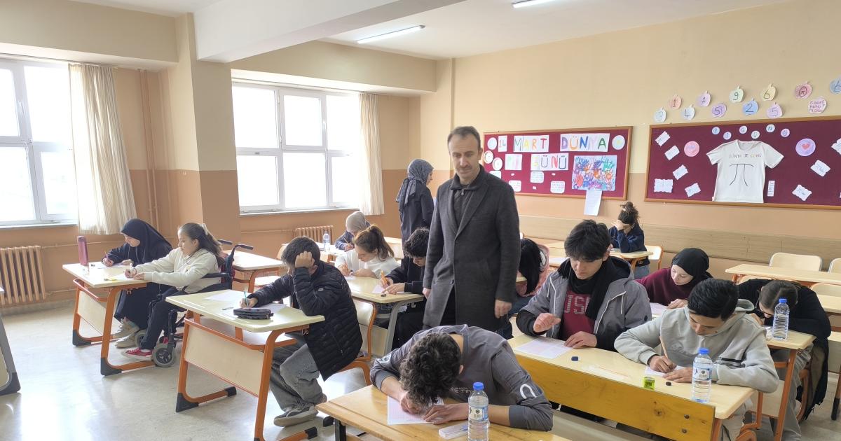 ankara akyurtta umre odullu bilgi yarismasi duzenlendi UQJ9DQLk.jpg