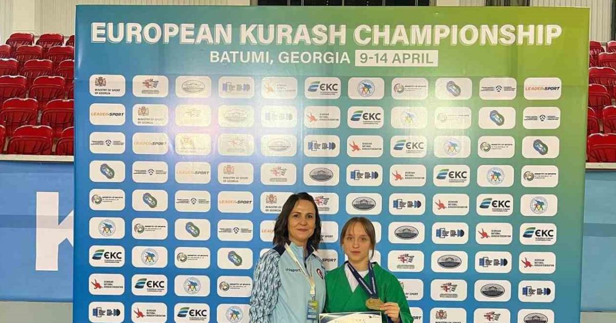 duzceli aysenaz avrupa kuras sampiyonu oldu Wf8daaKh.jpg