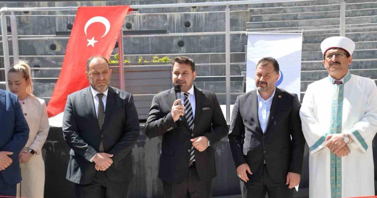 kahramankazanda metin atli merkez yeni cami ibadete acildi J9bRxfm2.jpg