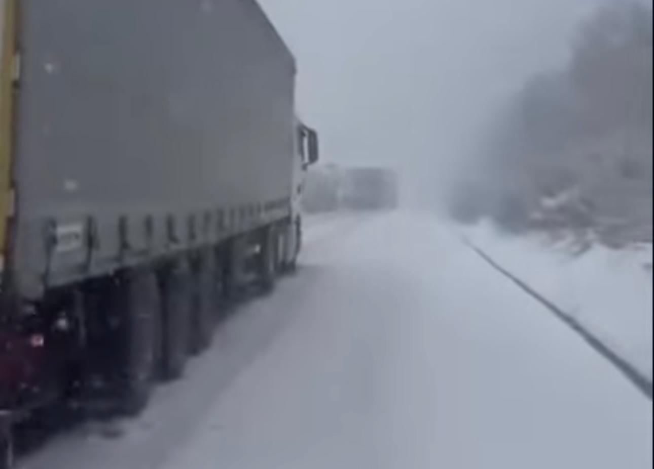 yol kapalı