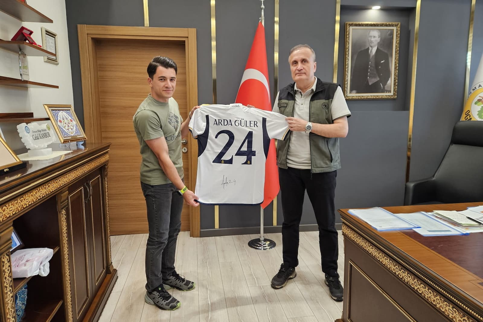 Arda Güler Jest