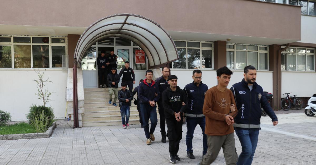 amasyada duzensiz gocmen operasyonu 6 afganistan uyruklu yakalandi O6hWe2TH.jpg