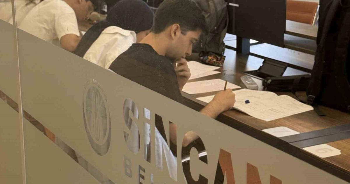 ankara sincanda ayt deneme sinavi duzenlendi 8S1vGf8L.jpg