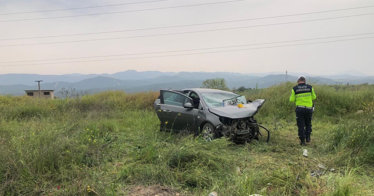 bilecikte trafik kazasi 3 kisi oldu 3kdaX3nN.jpg