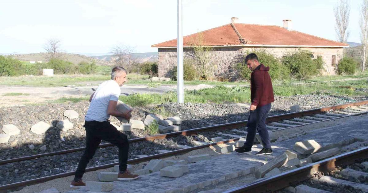 cankirida alacaklarini alamayinca yolu soktuler FSOJcu6z.jpg
