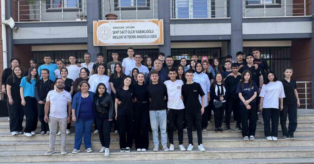 caycumada tarim lisesi tanitildi 7Fz3eWfY.jpg