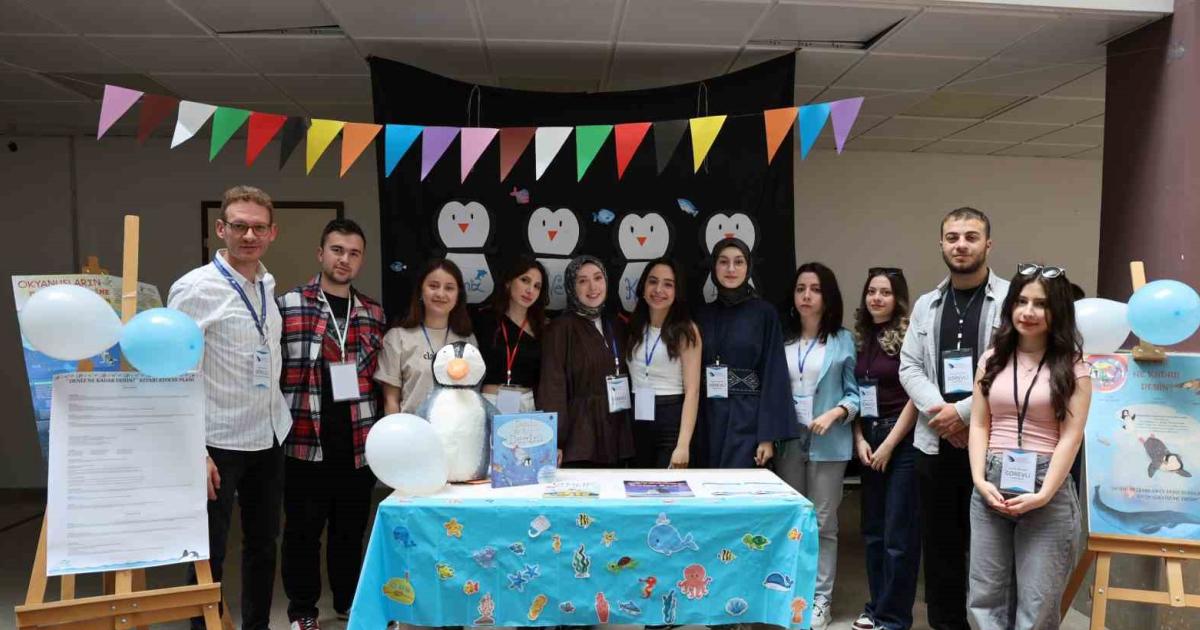 duzce universitesinde etkilesimli okuma sergisi duzenlendi QwCiTd1q.jpg