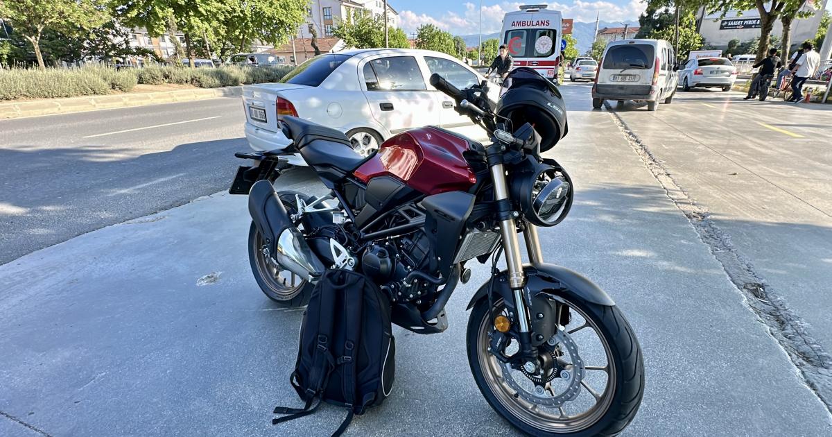 duzcede motosiklet kazasi 3 yarali Ft8rnRIJ.jpg