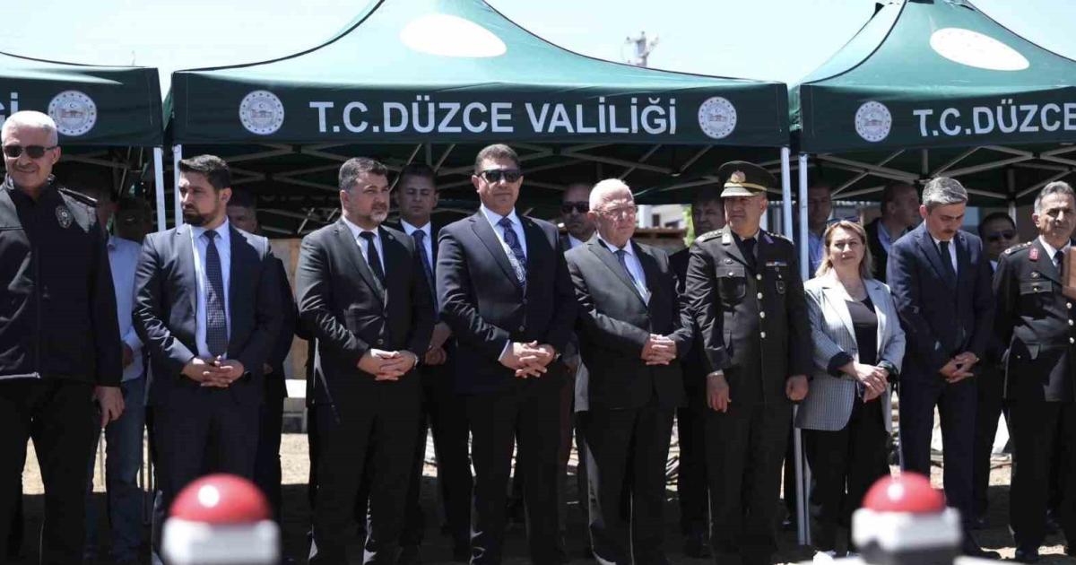 duzcede sanata buyuk yatirim temeli atildi EVPfaOft.jpg