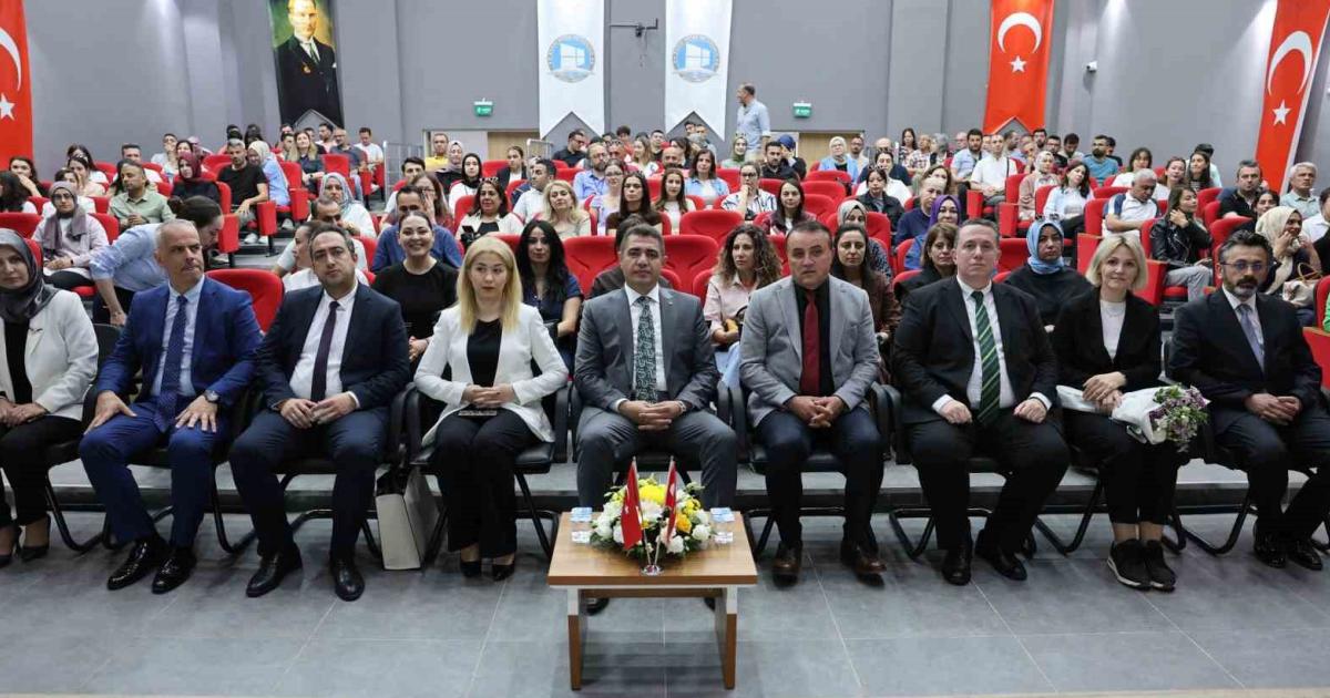 duzcede sifir atik egitici egitimi gerceklesti WVdH4XVA.jpg