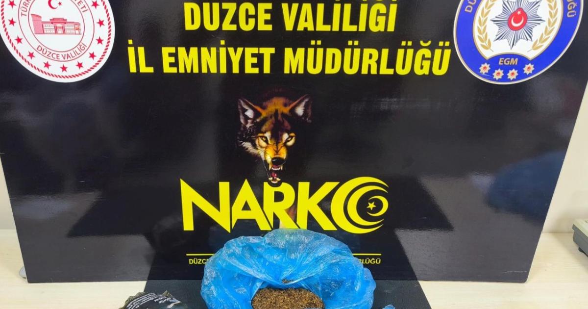 duzcede uyusturucu operasyonu 5 gozalti 4 tutuklama abQaJaH4.jpg