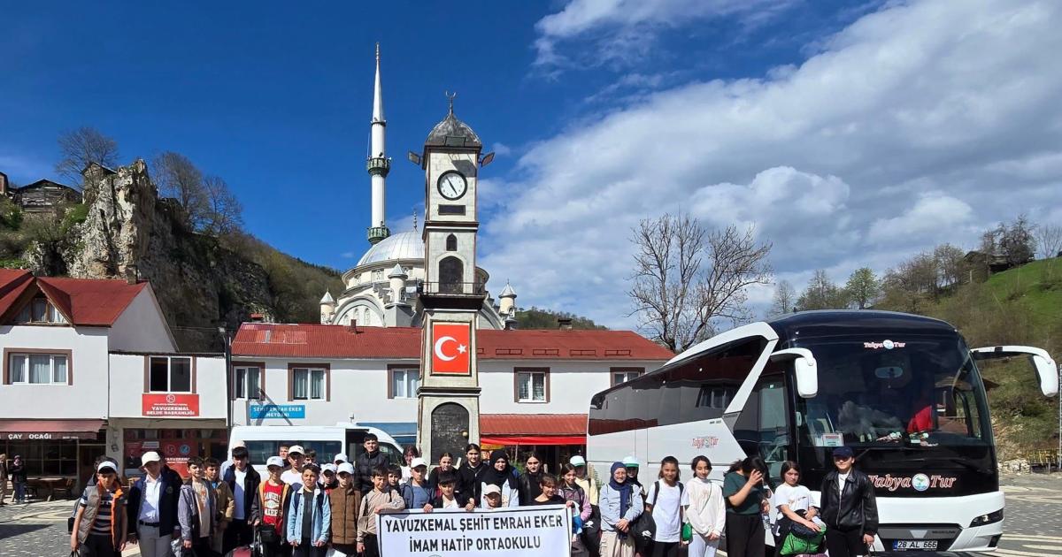 giresunlu ogrenciler tarihi yerleri ziyaret etti 6uOuLGwt.jpg