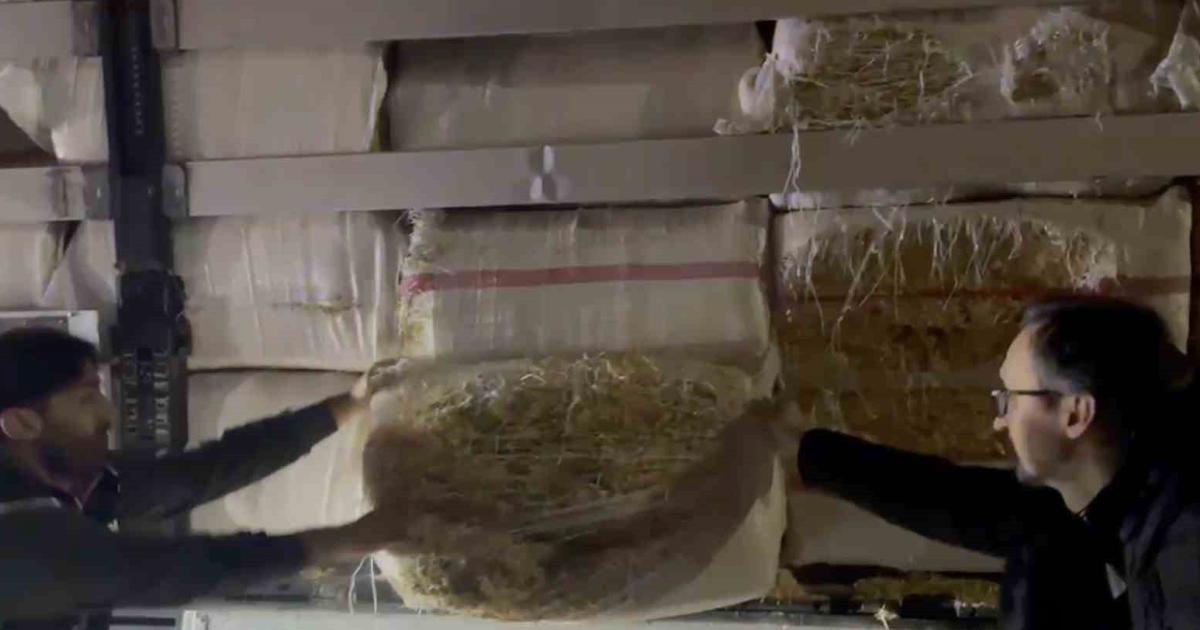 izmitte 27 bin 770 paket kacak sigara ele gecirildi aVOeg2Mv.jpg