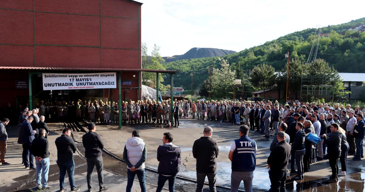 karadon maden faciasi 30 madenci 15inci yildonumunde anildi vNUVmK92.jpg