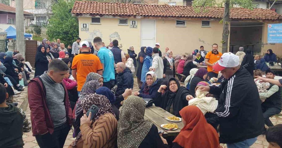 sakarya taraklida gelenek devam etti UF6Eq5qa.jpg