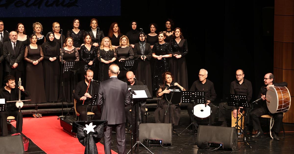 samsun adalet korosundan anneler gunu ozel konser ZbIw6Zts.jpg