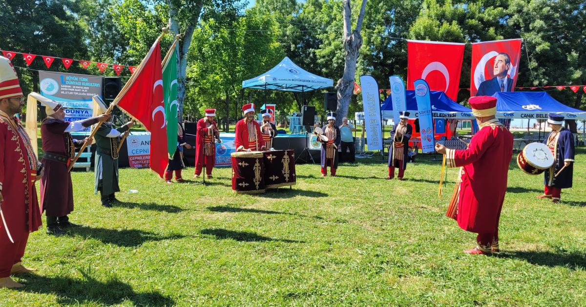 samsunda buyuk turk dunyasi kurultayi yapildi HSYczJO9.jpg