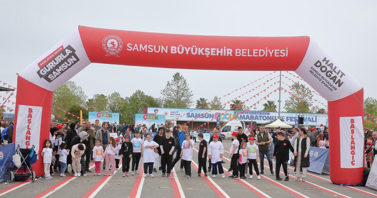 samsunda cocuk maratonu ve festivali duzenlendi iQOGEL31.jpg