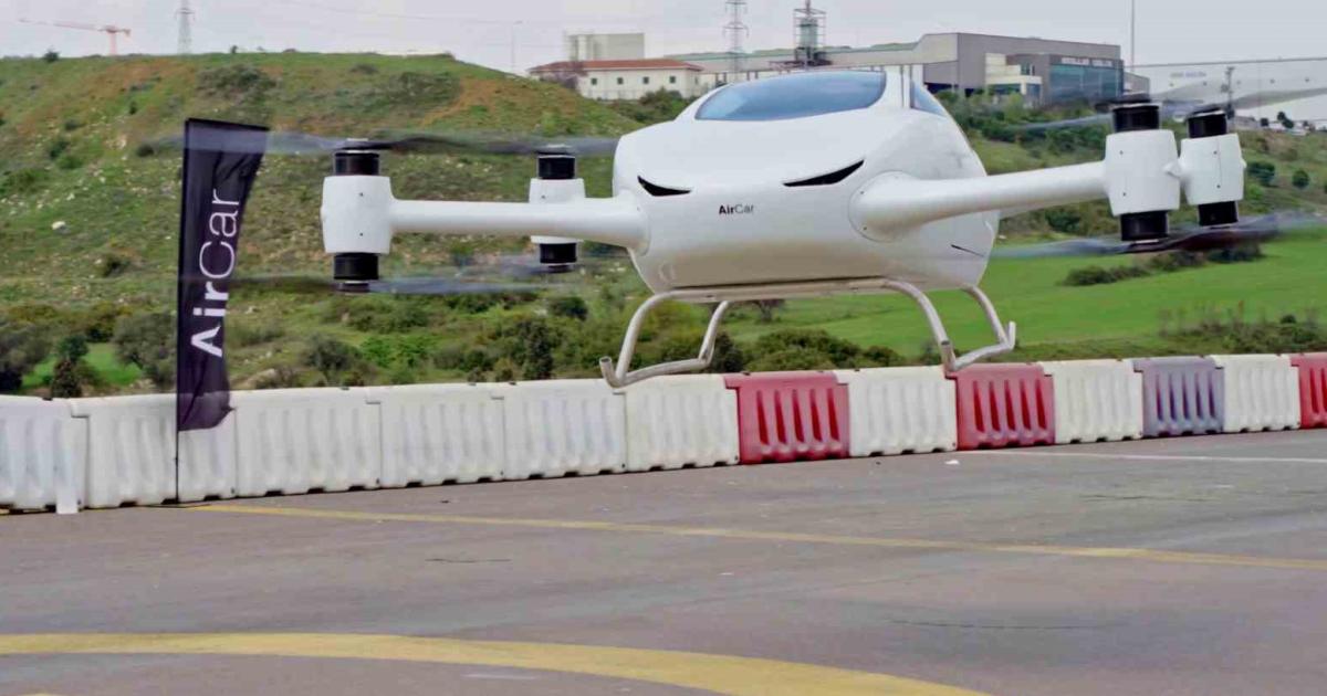turkiye yerli ucak otomobili insanli ucus yapti JhcfL282.jpg