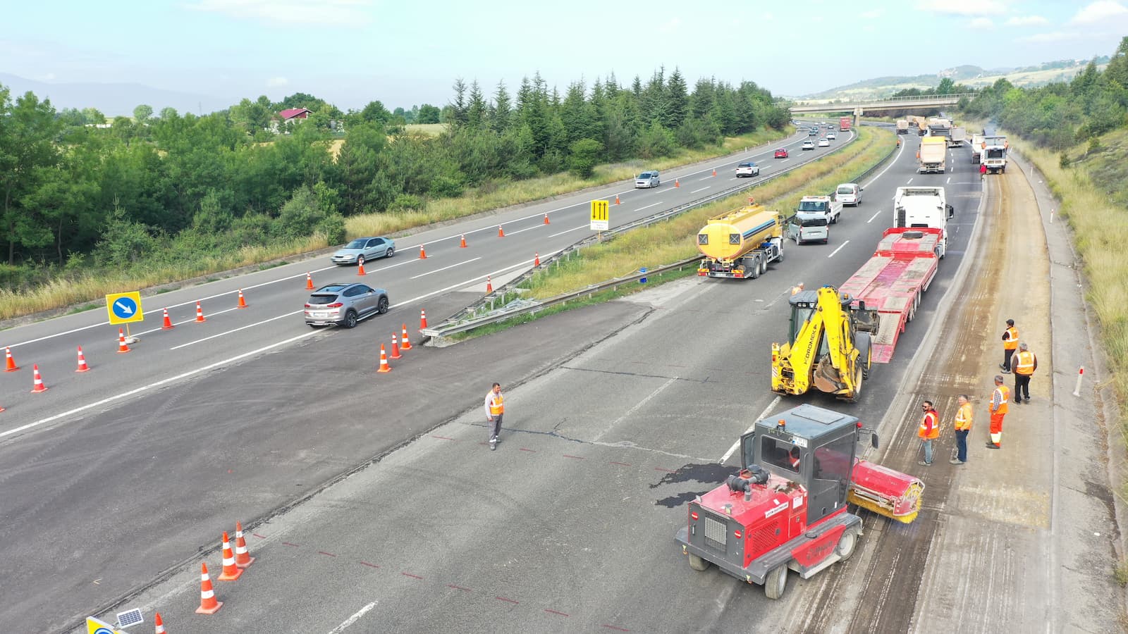 Bolu Geçişinde Yol Daraldı İşte Yeni Trafik Düzeni